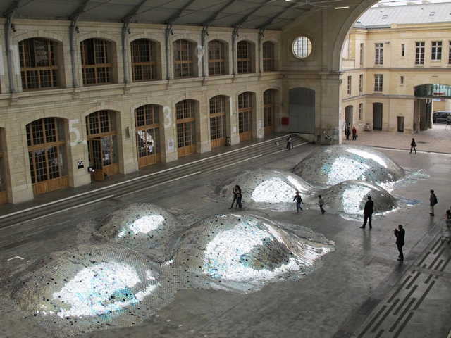 Paisaje de residuos / Elise Morin + Clémence Eliard - Instalaciones Y Estructuras, Patio interior, Fachada, Arco, Arcada