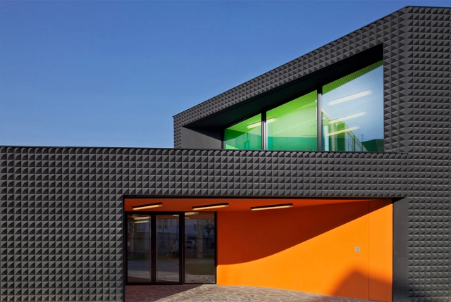 Centro Social y Cultural en Landsberg / Heintz-Kehr architectes - Centro Comunitario