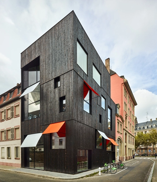 Oficinas y vivenda Strasbourg / Dominique Coulon & associés - Interiores De Oficina