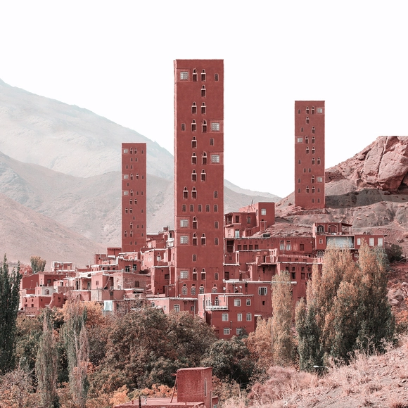 Rascacielos modernos surrealistas a partir de arquitectura tradicional iraní - Imagen Principal