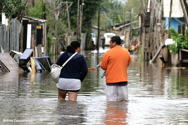 A solução para as enchentes não é inviabilizar a cidade - Imagem de Destaque