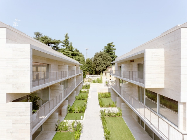 Complejo residencial en Gallarate / Álvaro Siza + COR Arquitectos - Fotografía exterior, Residencial, Fachada