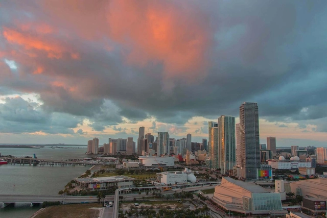 Miami presenta su plan de mitigación para combatir el aumento del nivel del mar a 40 años - Imagen Principal