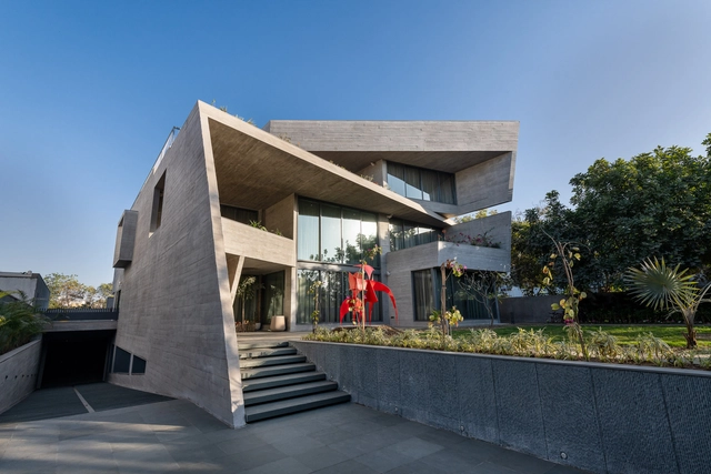 Residencia Beton Brut / The Grid Architects - Fotografía exterior, Casas, Fachada, Escaleras