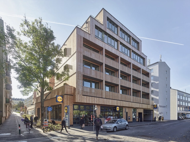 蒂沃利加斯伍迪 M 大楼 / Freimüller Söllinger Architektur - 建筑图, 杂货店, 表皮