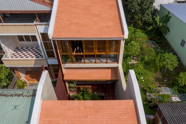 Cần Thơ House / AD9 Architects - Exterior Photography, Residential, Facade, Door, Stairs, Handrail, Balcony