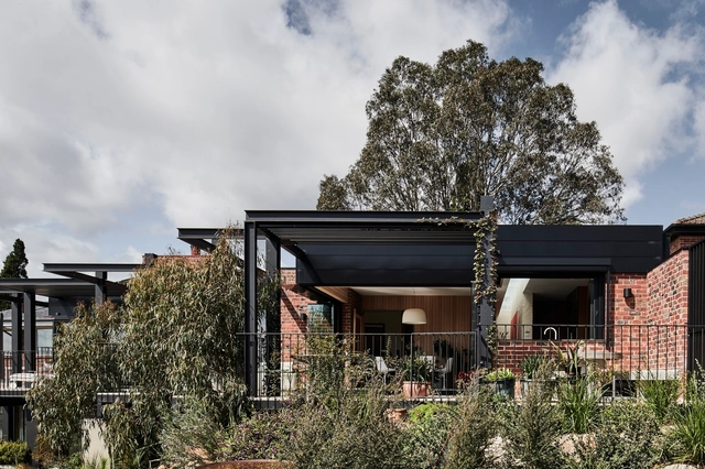 Stawell House / Albert Mo Architects - Exterior Photography, Houses, Garden, Facade, Door