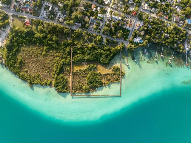Bacalar Eco-Park / Colectivo C733 - Exterior Photography, Park, Coast
