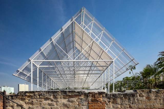 Exploring the Boundaries of Polycarbonate: 25 Exemplary Projects Showcasing Its Versatility - Featured Image