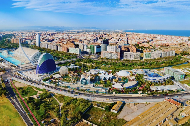 Valencia Architecture City Guide: Unveiling 24 Architectural Highlights Across Spain’s Artistic Hub - Featured Image